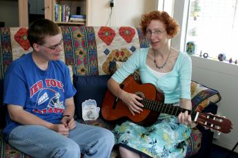 Jeanette (l.) en Arianne.