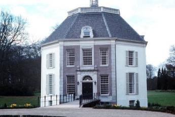 Kasteel Drakensteyn.