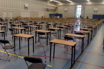 De meeste vmbo'ers hadden het al snel bekeken in de examenzaal.