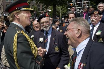 Lachen met Willem-Alexander.