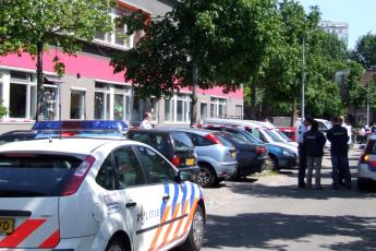 De omgeving van de school is afgezet door de politie.