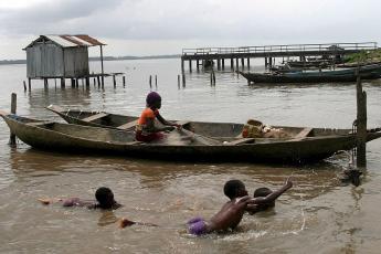 Spelende Nigeriaanse kinderen.