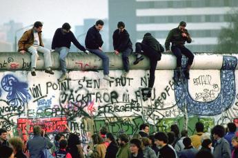 Berlijners op de muur.