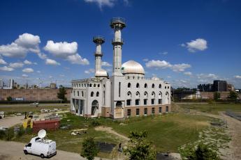 ...betoging tegen bouw minaretten...