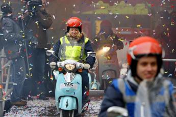 Start van de scootertocht naar de klimaattop Kopenhagen.